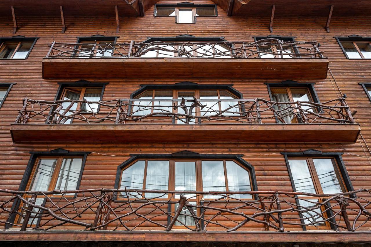 Марина Hotel Bukovel Exterior photo